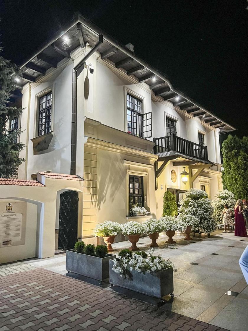 Bed and Breakfast Dwor Anna Ciecierzyn Exterior foto