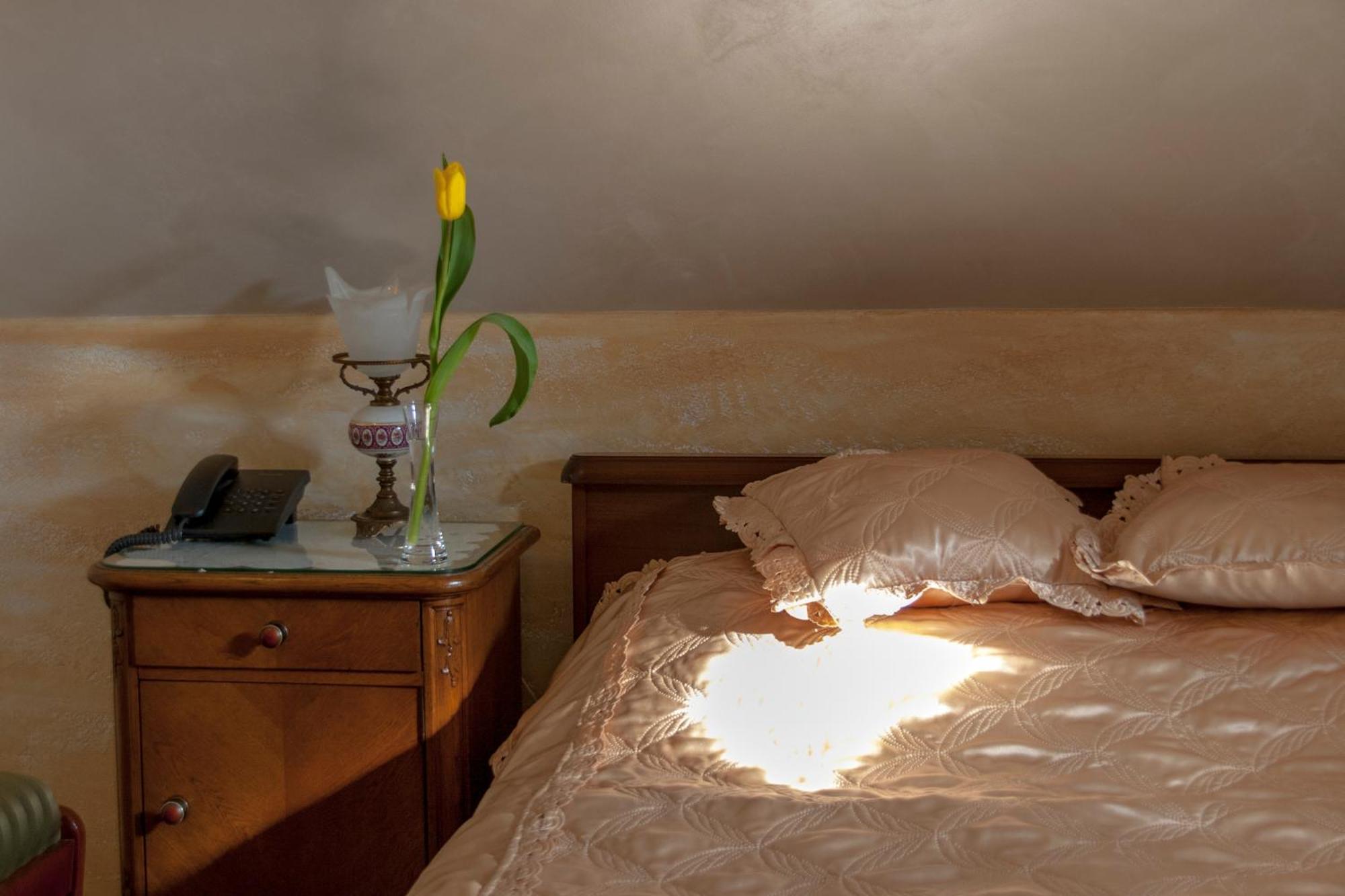 Bed and Breakfast Dwor Anna Ciecierzyn Zimmer foto